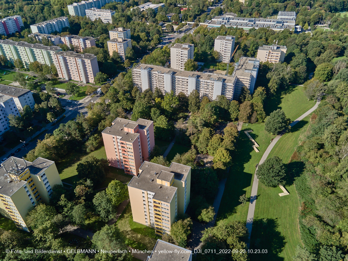 23.09.2022 - Sanierung am Karl-MArx-Ring 11-21 in Neuperlach
